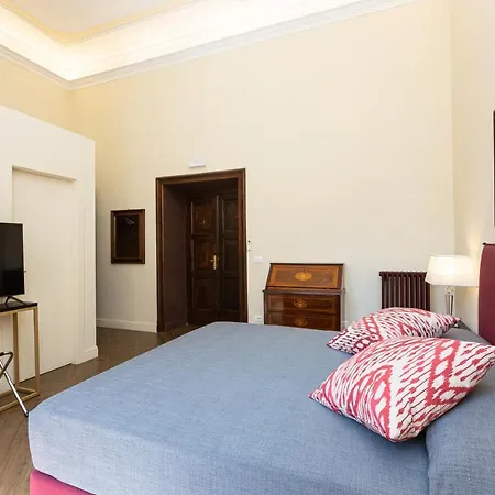 Via Barberini Apartman