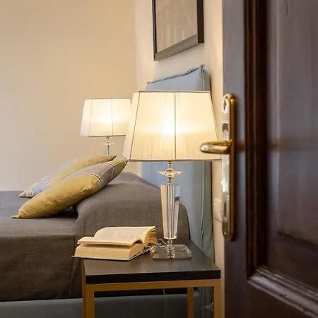 Via Barberini Appartement