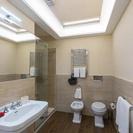 Apartment Via Barberini Rome